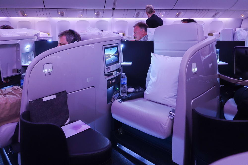 'Kia Ora' aboard of Air New Zealand Business Premier - Travelizer